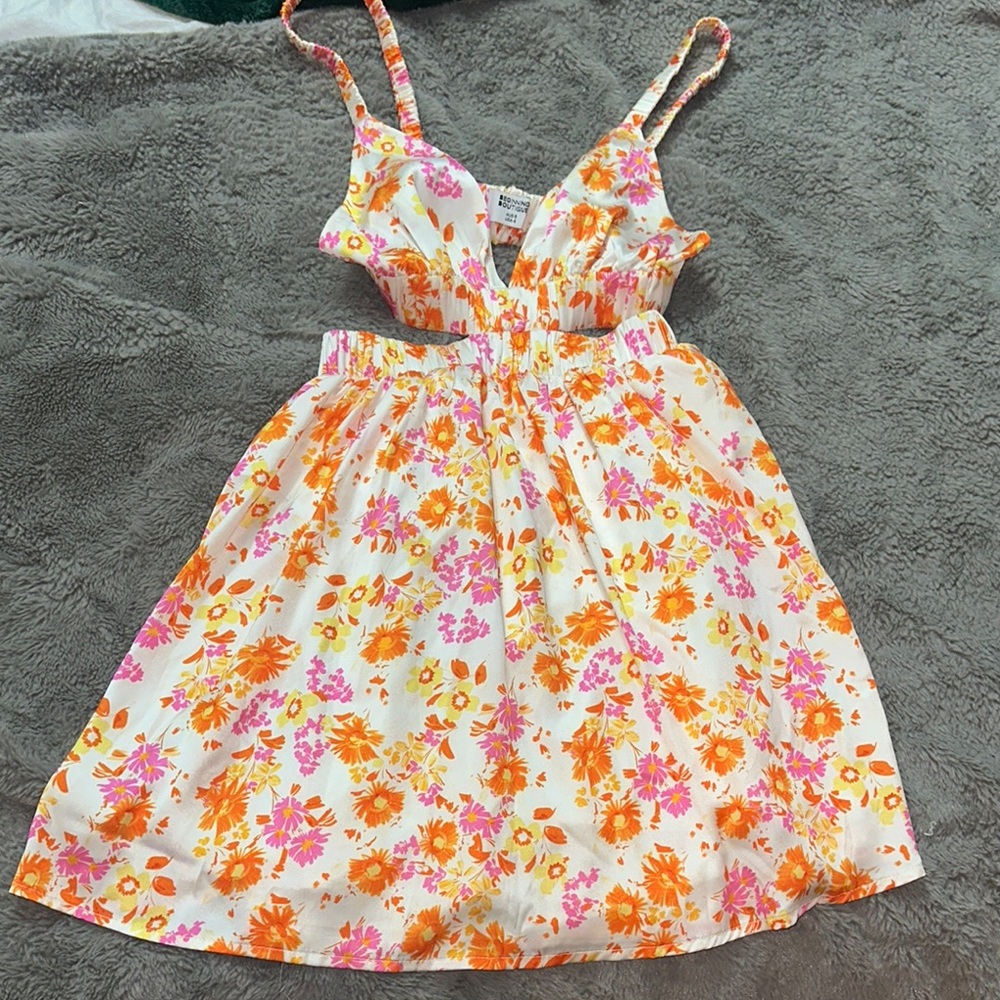 Beginning Boutique Pink and Orange Sundress Sleeveless Spaghetti Strap